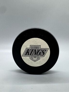 Vintage Los Angeles Kings NHL Hockey Puck – Official Trench MFG – Retro Logo